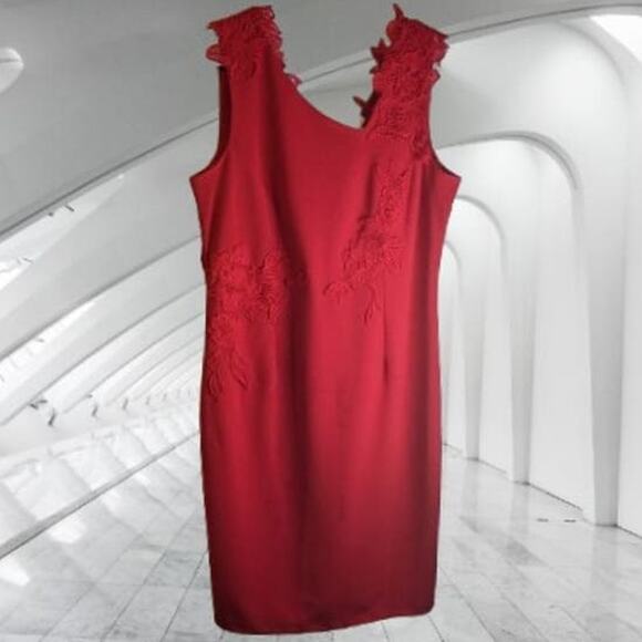 Spense 8 NWT sleeveless red with embroidery accent polyester blend stretch dress - Picture 1 of 1